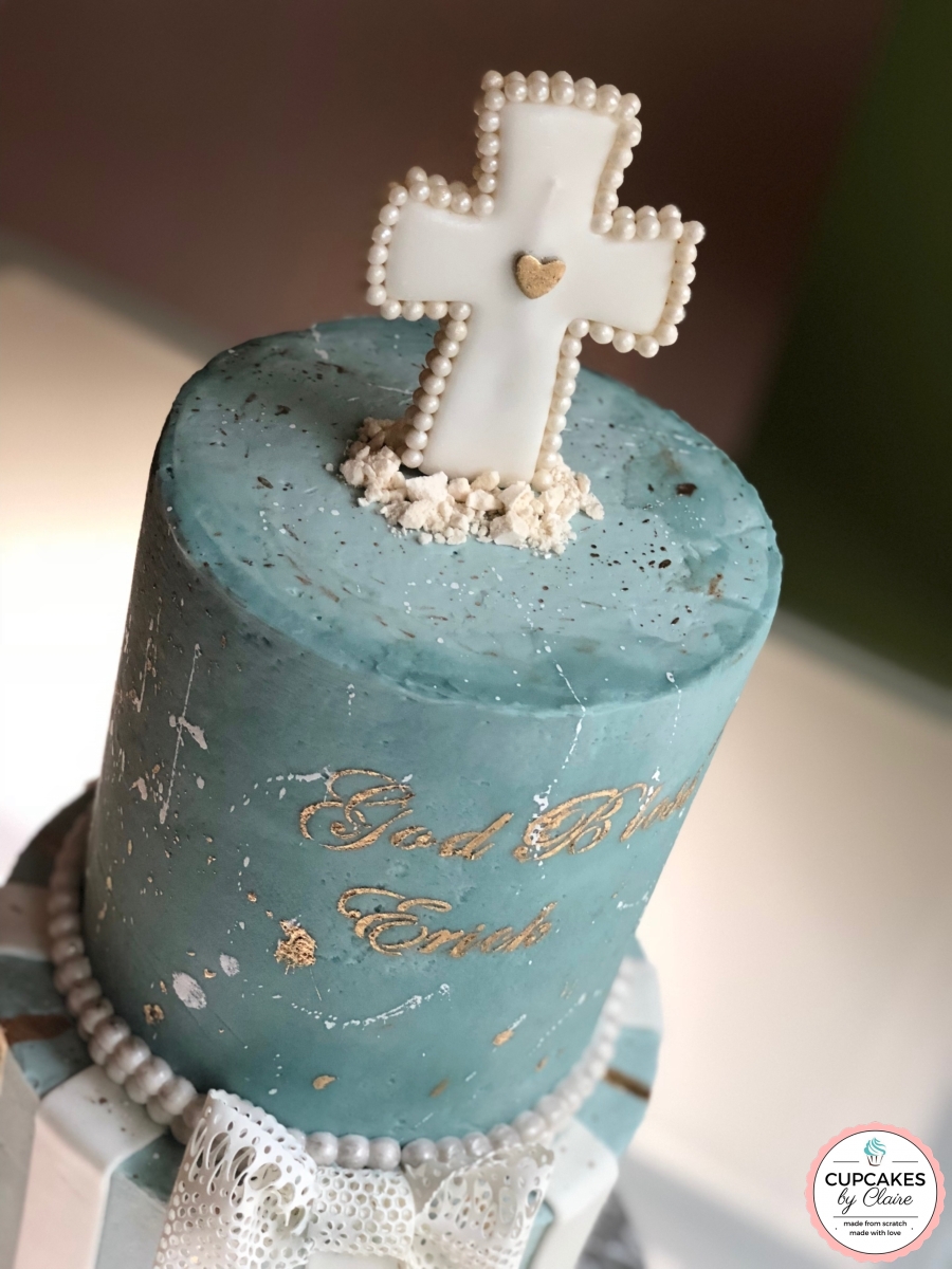 Cross Cake