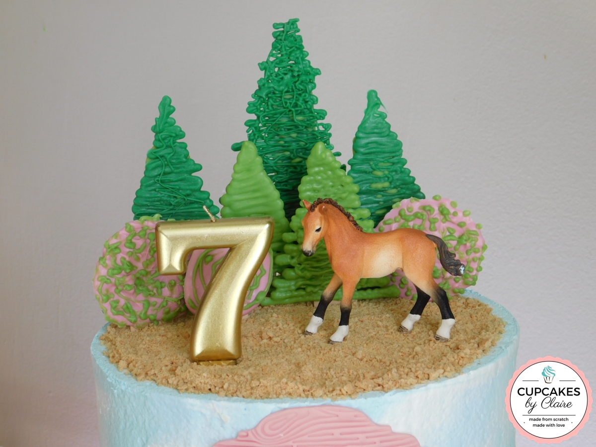 Horse Cake (2)