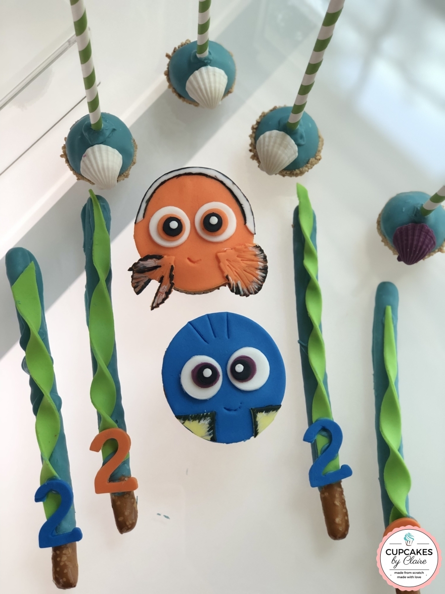 Simple Shell Cake Pops