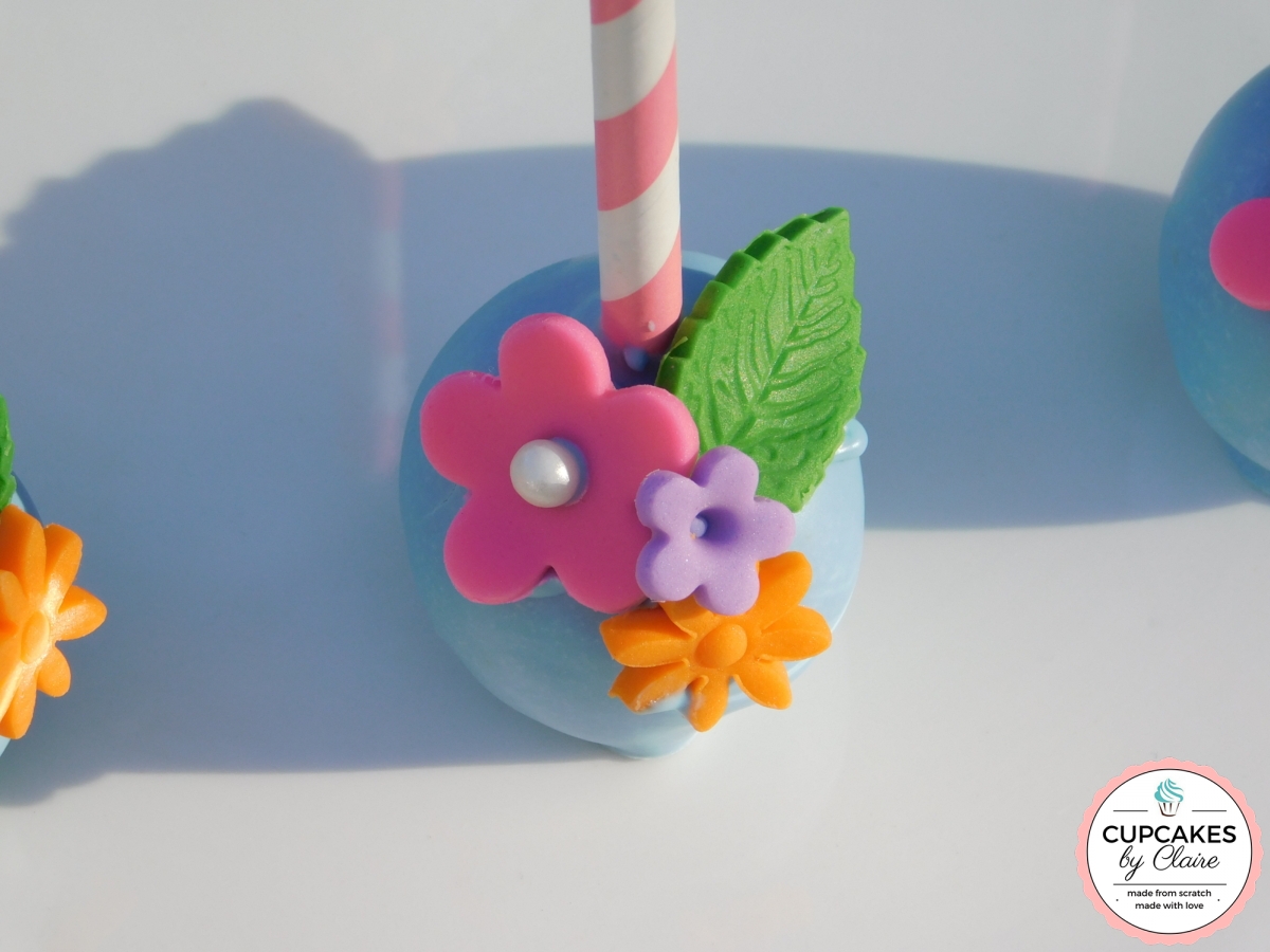 floral cakepops
