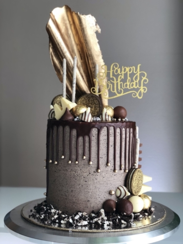 Cookies and Cream Lux Cake