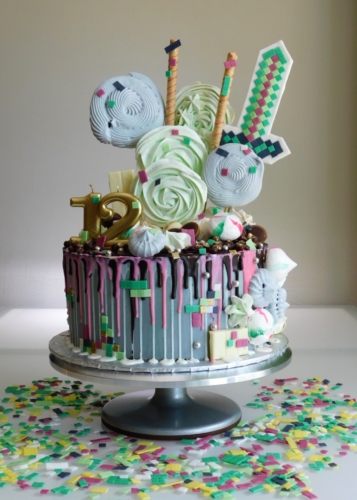 Minecraft Cake