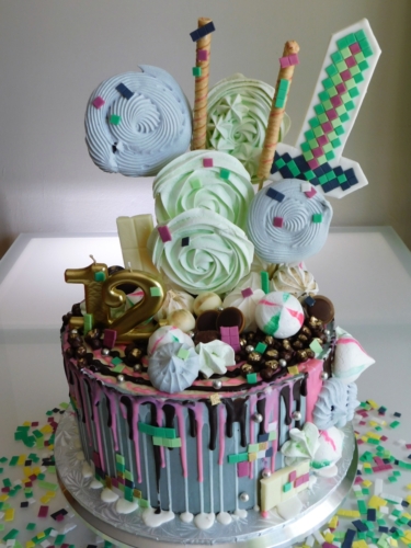 Minecraft Cake
