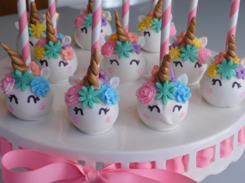 unicorn cakepops