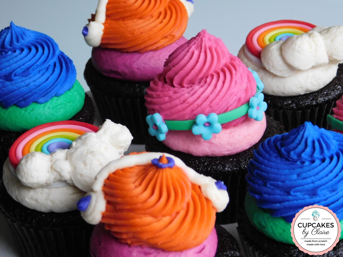 trolls cupcakes 1